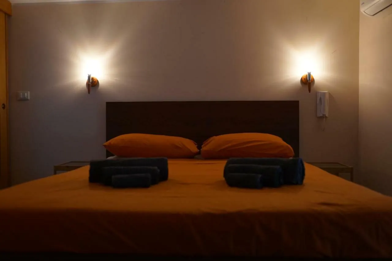 Catania Globetrotters - Cnt ! Apartment 0*,  Italy